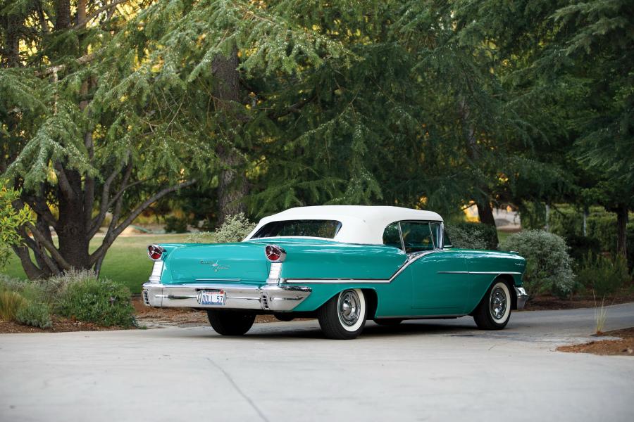  Oldsmobile Starfire 98 Convertible (3067DX) 1957 года  (фото 26 из 27)